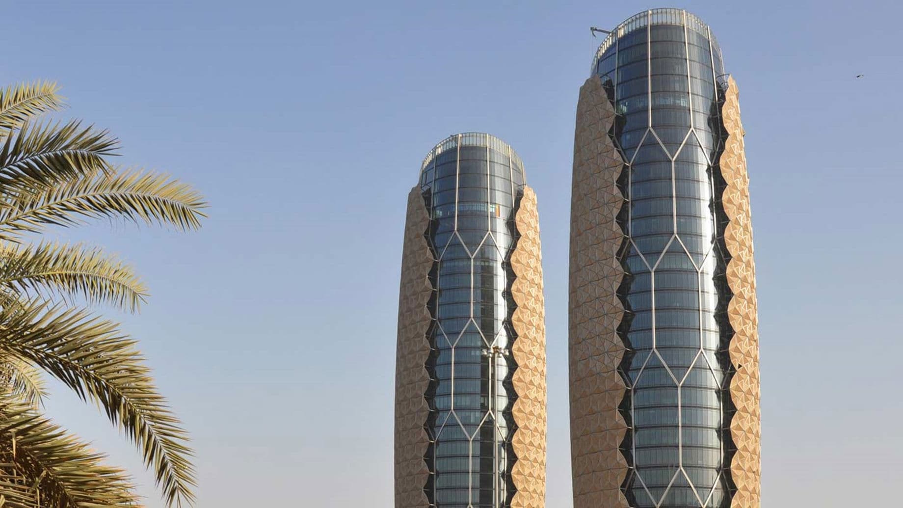Al Bahar Towers, Abu Dhabi, United Arab Emirates. 2011–2020. Photo: