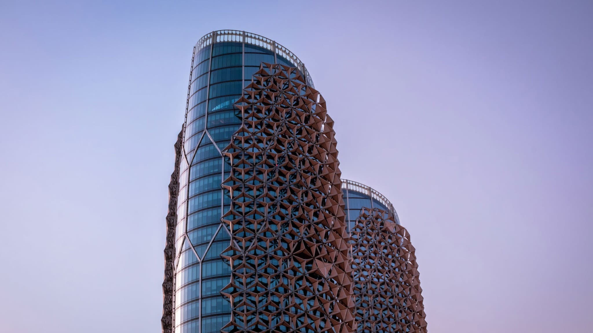 Al Bahar Towers, Abu Dhabi, United Arab Emirates. 2011–2020. Photo: