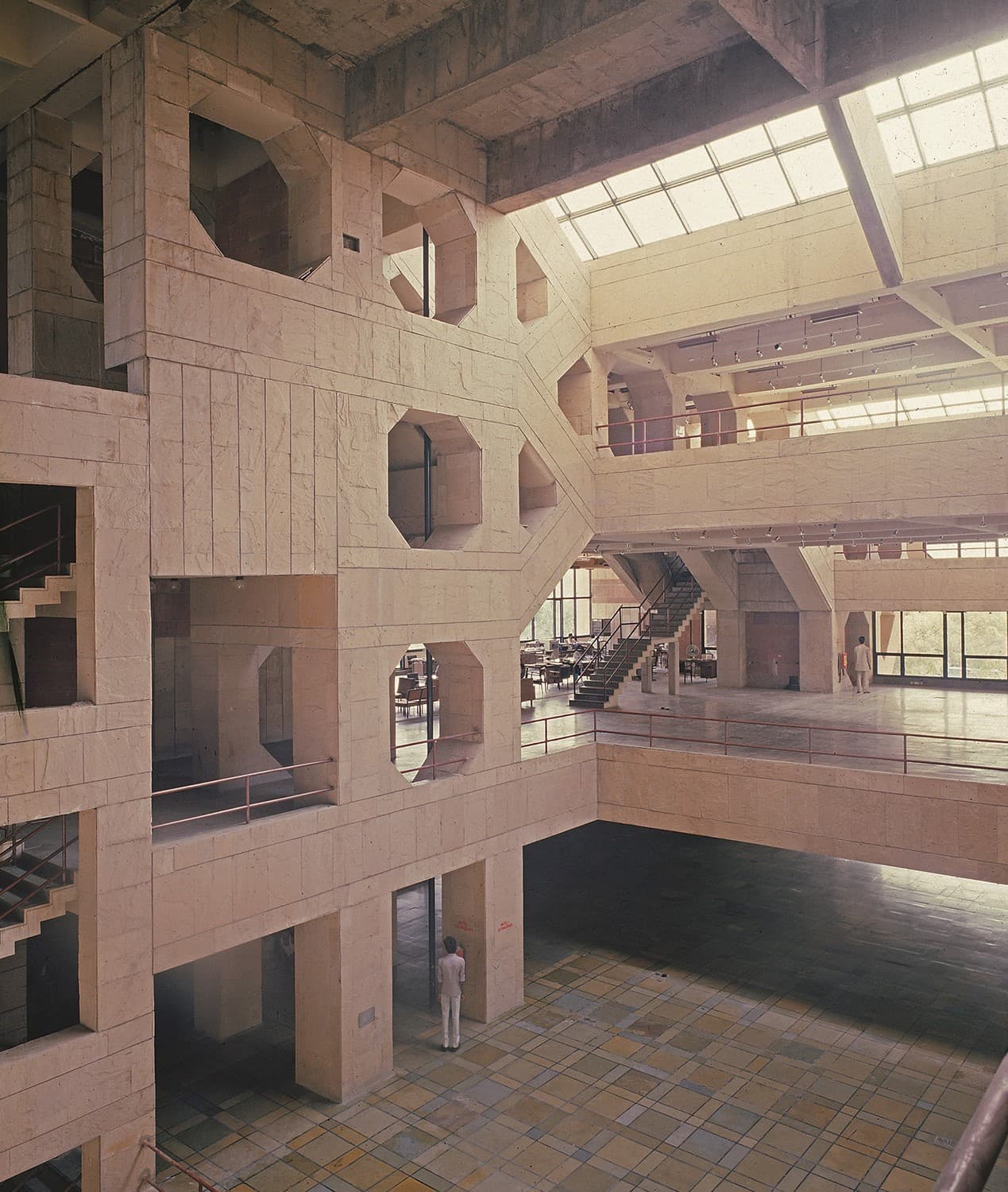 State Trading Corporation, New Delhi, India. 1981–1990. Photo: