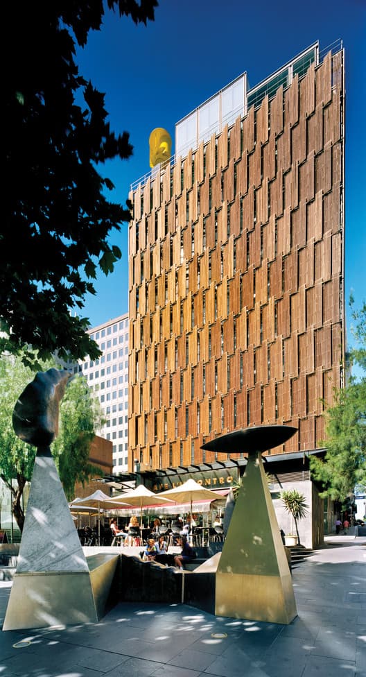 Council House 2, Melbourne, Australia. 2001–2010. Photo: Dianna Snape